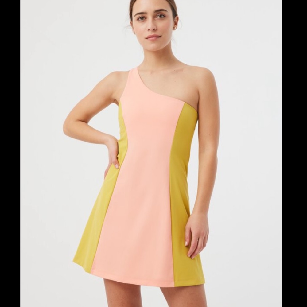 Outdoor Voices NWT One Shoulder Dress in Nectarine/Dijon - NEVER BEEN WORN